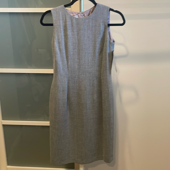 Maggy London Petites Grey Sleeveless Sheath Dress For Work, Fully Lined,… - Picture 1 of 14